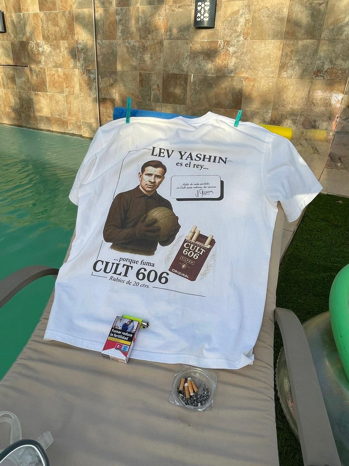 Lev Yashin | Smoke & Score Camiseta